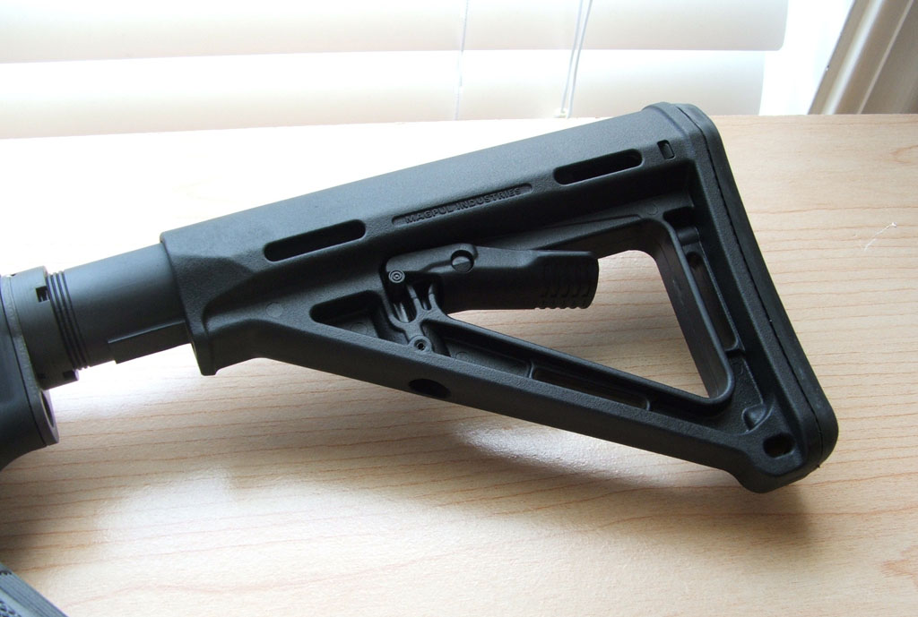 Magpul MAG400 MOE Collapsible Stock - Milspec Black Magpul MAG400 MOE Collapsible Stock - Milspec Black